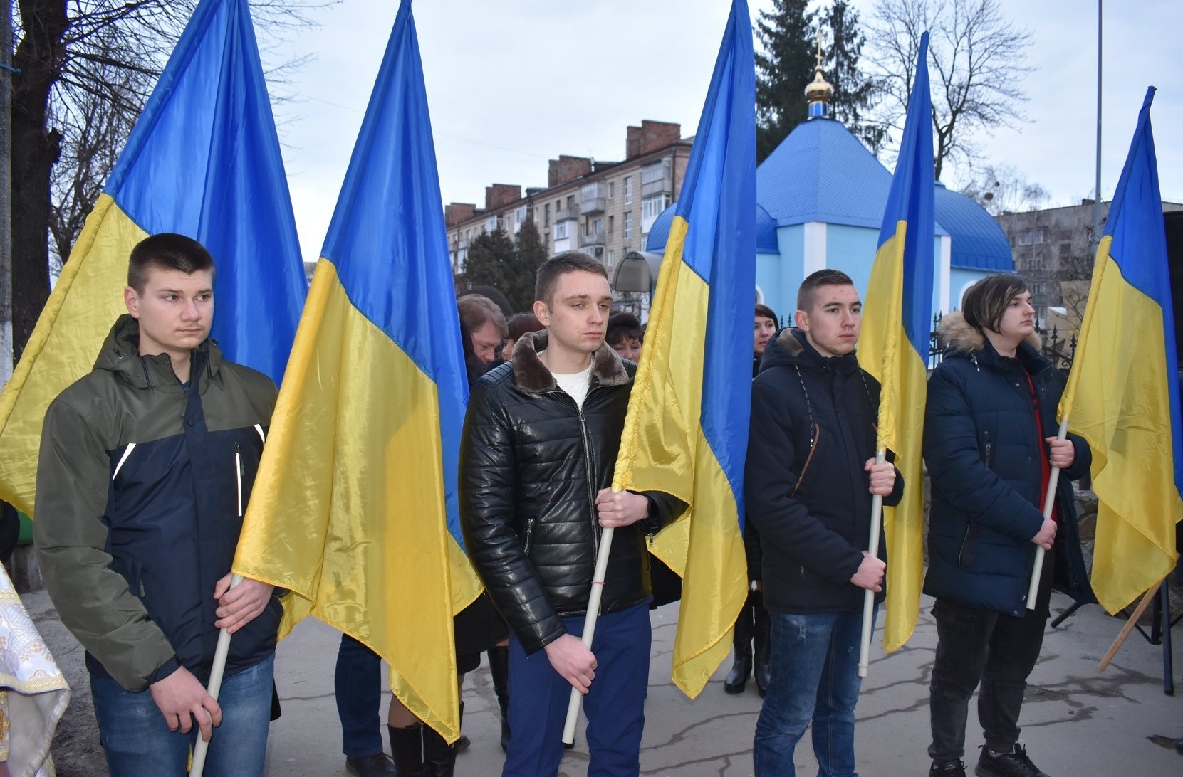 Новоград-волинці вшанували пам’ять Героїв Небесної Сотні