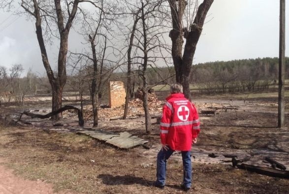 Червоний Хрест  проводить збір коштів на допомогу постраждалим від пожежі в Овруцькому районі