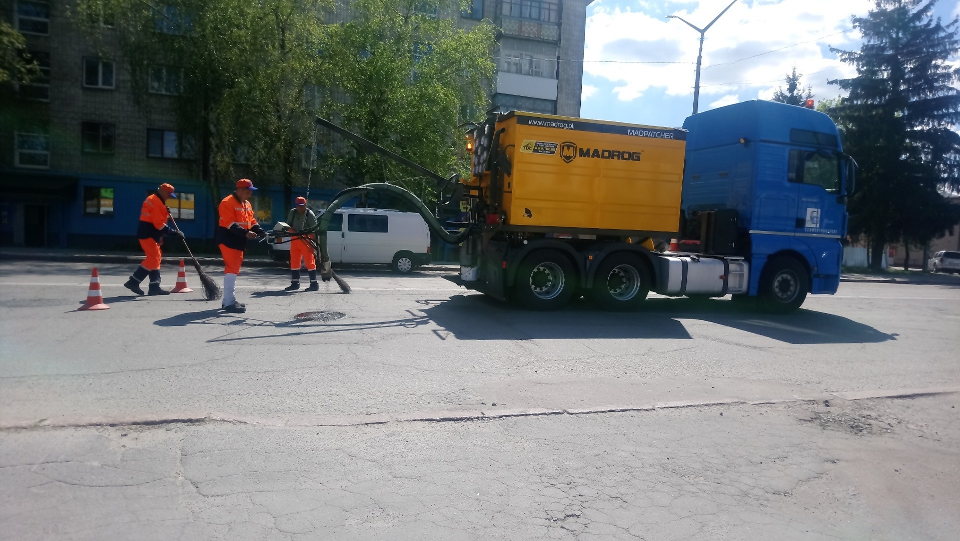 У Новоград-Волинській міській ТГ продовжується благоустрій