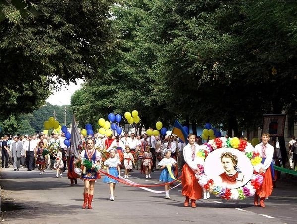 Привітання міського голови Миколи Боровця із Міжнародним святом літератури і мистецтв “Лесині джерела”