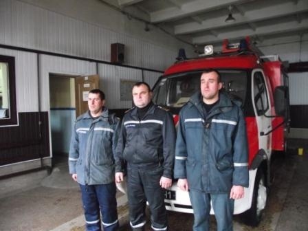 Новоград-Волинські рятівники пожежно-рятувального підрозділу 10-ої ДПРЧ врятували життя трьом малюкам
