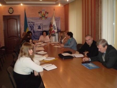 Новоград-Волинський: на засіданні комісії з питань захисту прав дитини