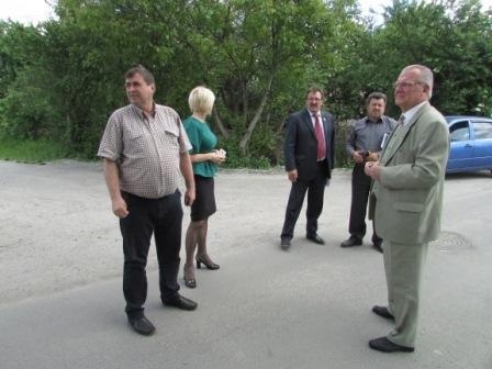 Міський голова здійснив виїзд на вулиці Штепіна та Ніколаєва з питань капітального ремонту доріг