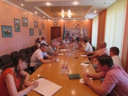 У Новограді-Волинському відбулося засідання круглого столу з питань розвитку громад міста та району