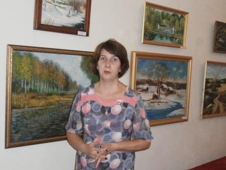 У Новограді-Волинському презентували виставки художників-земляків (фотозвіт)