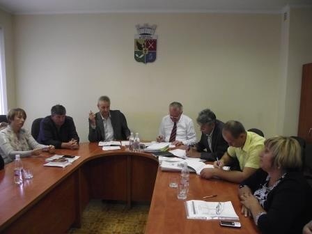 У Новограді-Волинському відбулося засідання круглого столу з питань роботи житлово-комунального комплексу міста