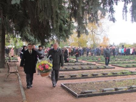 У Новограді-Волинському вшанували пам’ять воїнів, які загинули за визволення України від фашистських загарбників