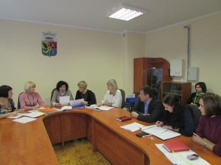У Новограді-Волинському відбулося засідання комісії щодо розгляду заяв членів сімей загиблих військовослужбовців та інвалідів про виплату грошової компенсації