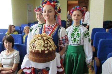 В рамках Міжнародного свята літератури і мистецтв «Лесині джерела» відбувся офіційний прийом міського голови Віктора Весельського іноземних делегацій та гостей свята