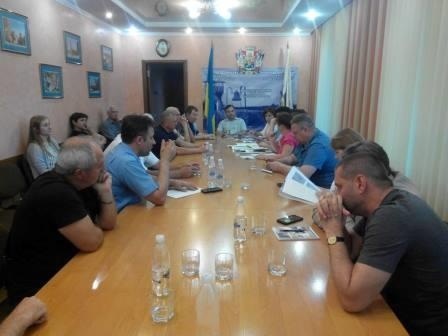 Відбулось засідання робочої групи з питань відновлення та проведення робіт по реконструкції будівлі Молодіжного центру