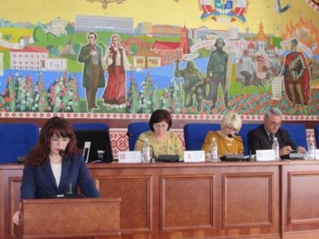 У Новограді-Волинському відбувся круглий стіл «Харчування дітей в загальноосвітніх навчальних закладах міста. Стан. Проблеми. Шляхи вирішення проблем»