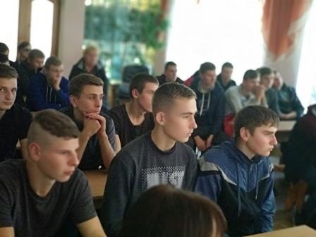 Національно-патріотичні лекторії для учнівської та студентської молоді