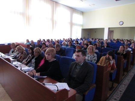 У Новоград-Волинській міській раді відбулися щотижневі оперативна та розширена апаратна наради
