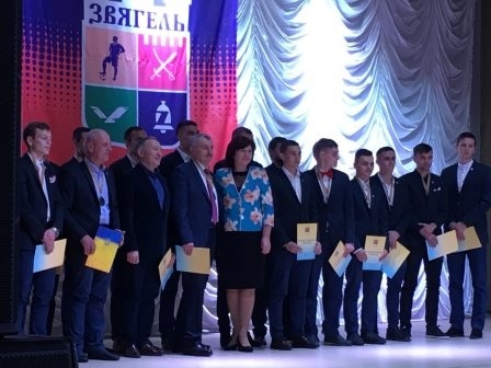 Заступник міського голови Оксана Гвозденко привітала гравців ФК «Звягель» з високими досягненнями у сезоні