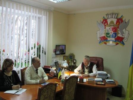 Новоград-Волинський: щотижневі оперативна та апаратна наради