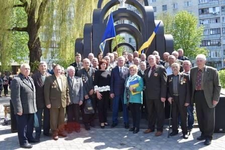 В Новограді-Волинському відбувся мітинг-реквієм присвячений 33-й річниці техногенної трагедії на Чорнобильській атомній електростанції