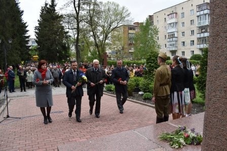 До Дня пам’яті та примирення у Новограді-Волинському відбувся урочистий захід