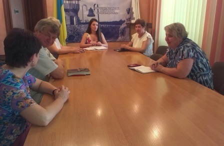 У Новограді-Волинському відбулася нарада щодо запобігання ухиляння батьків від виконання батьківських обов’язків