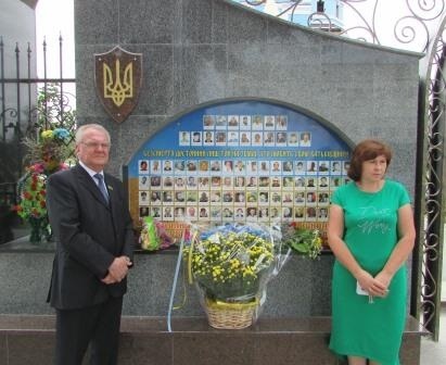 Новоград-волинці вшанували пам’ять воїнів, які загинули в боях під Степанівкою