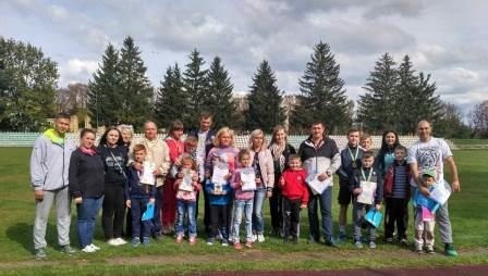 З нагоди відзначення Всенародного Дня батька в Україні відбулись змагання «Я і тато – ми здорові, спритні, дужі та бадьорі»
