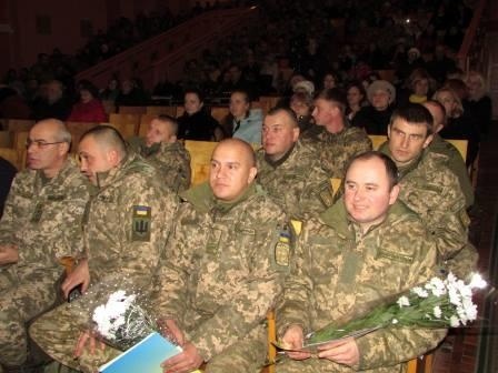 Військовослужбовців Новоград-Волинського військового гарнізону привітали з нагоди Дня Збройних Сил України