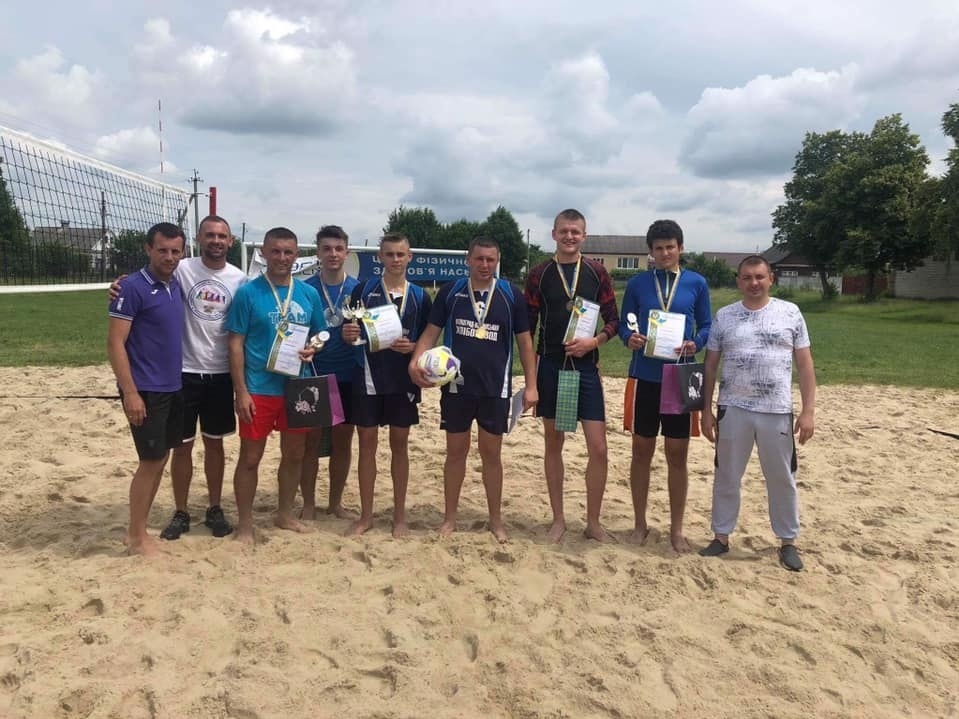 Турнір  з пляжного волейболу серед родин Новограда-Волинського до Дня Родини