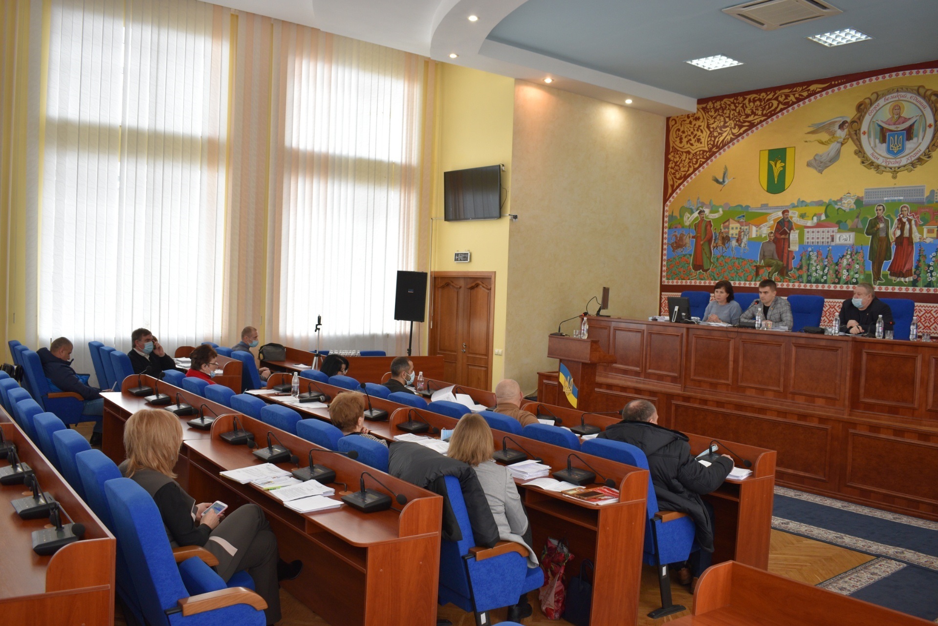 Над питаннями порядку денного чергової сесії депутати Новоград-Волинської міської ради працювали у двох постійних комісіях