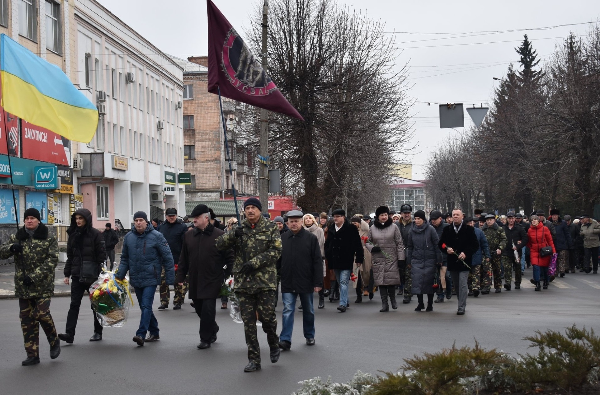 Урочиста хода та мітинг: новоград-волинці вшанували воїнів-афганців