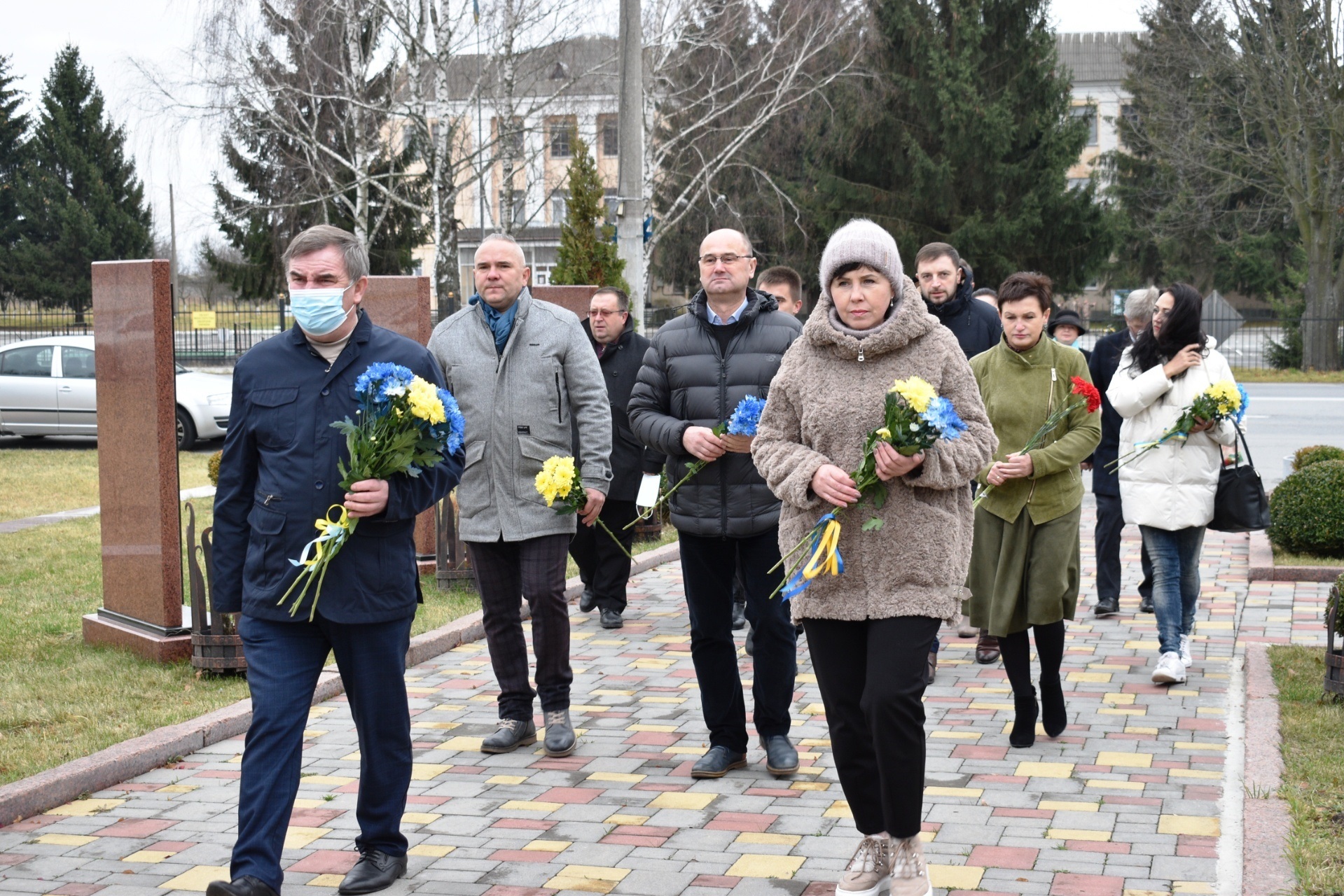 День Гідності та Свободи: у Новоград-Волинській громаді вшанували пам’ять загиблих Героїв