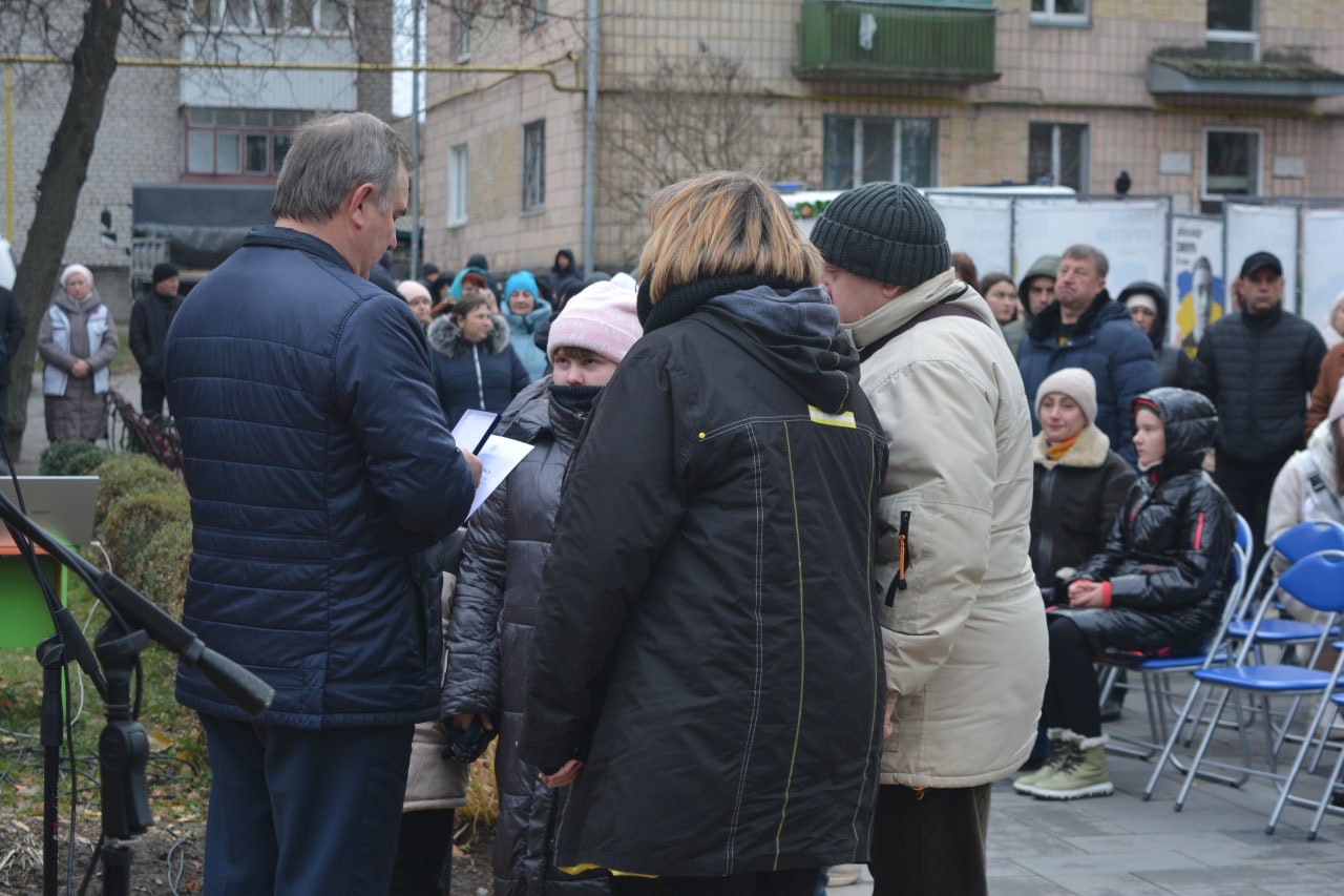 День Гідності та Свободи: У Звягельській міській територіальній громаді вшанували пам’ять загиблих Героїв