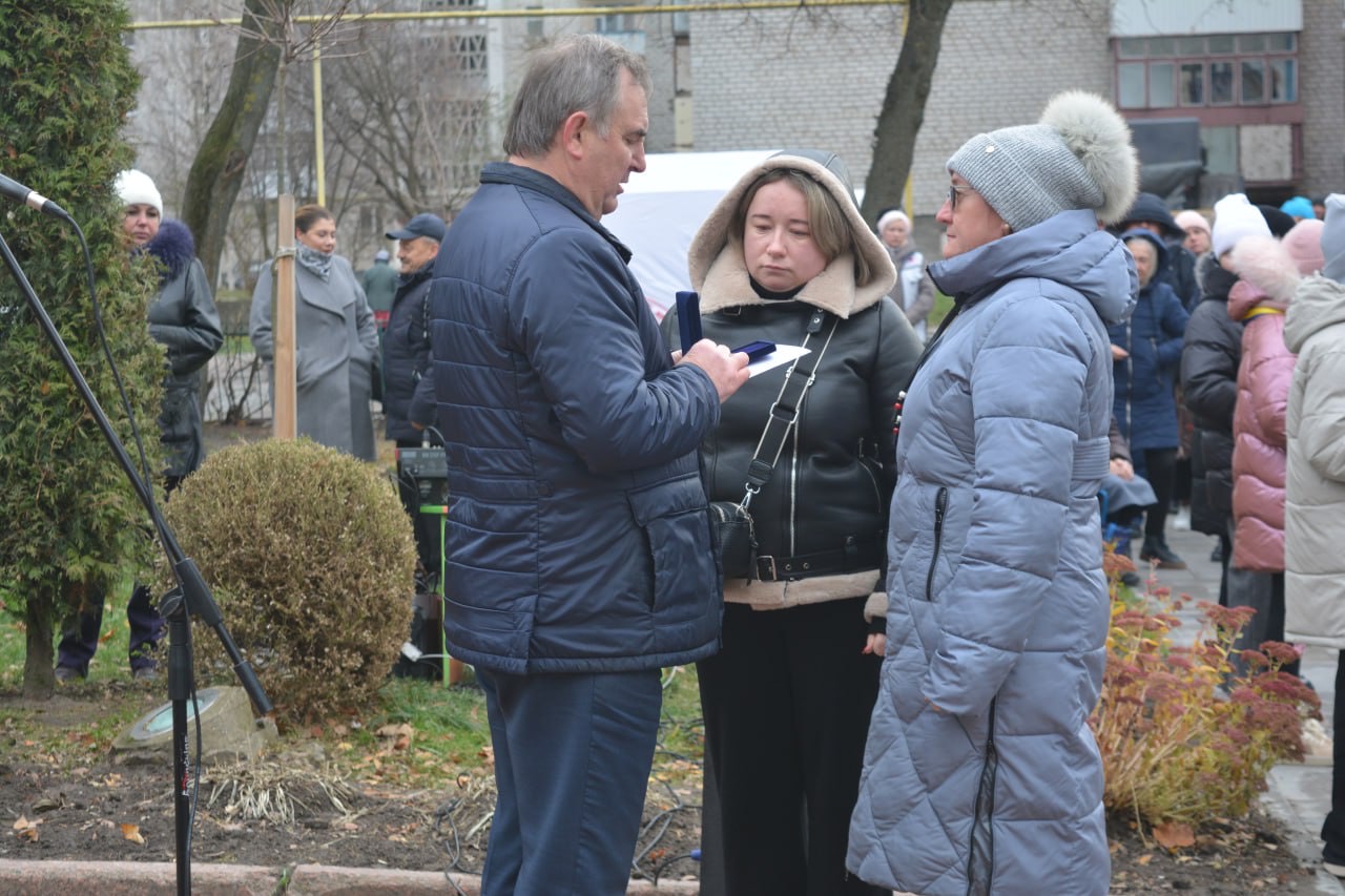 День Гідності та Свободи: У Звягельській міській територіальній громаді вшанували пам’ять загиблих Героїв