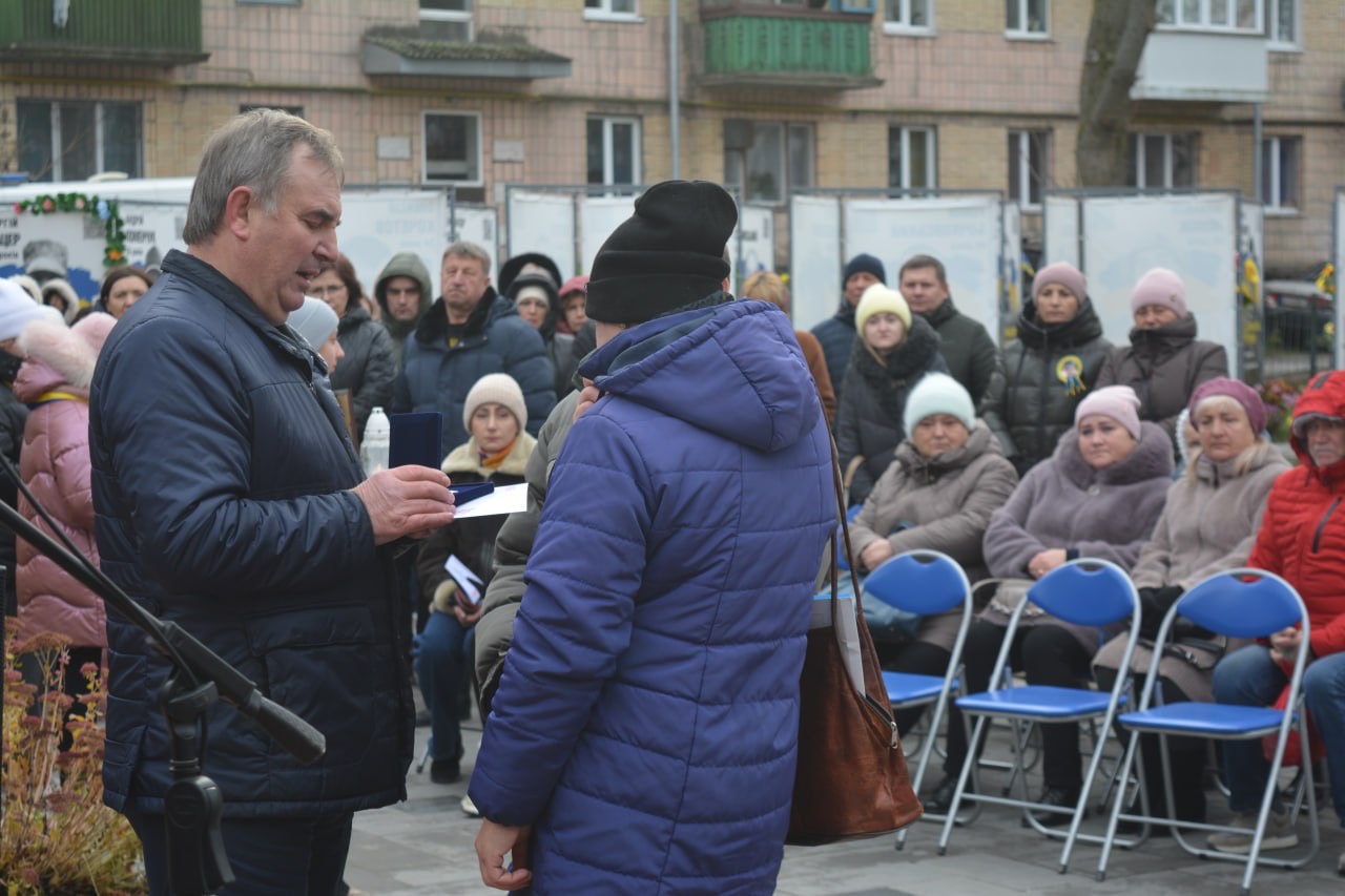 День Гідності та Свободи: У Звягельській міській територіальній громаді вшанували пам’ять загиблих Героїв