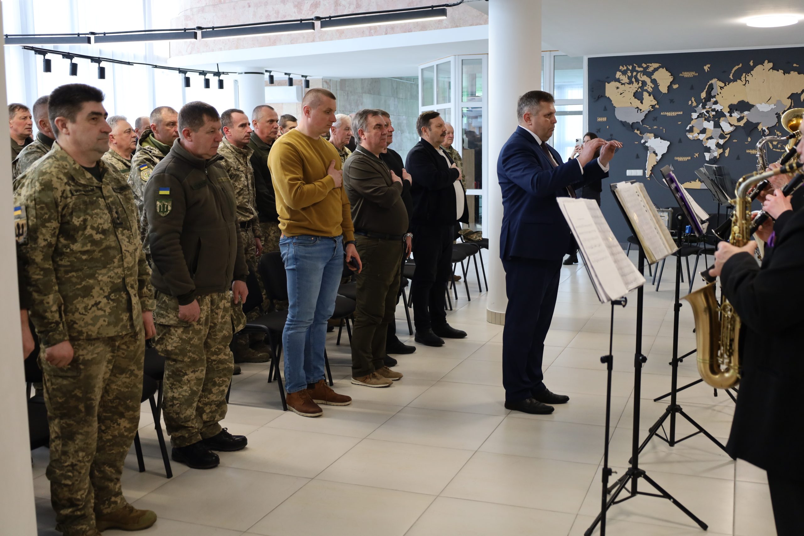 У Звягелі відзначили добровольців до Дня українського добровольця