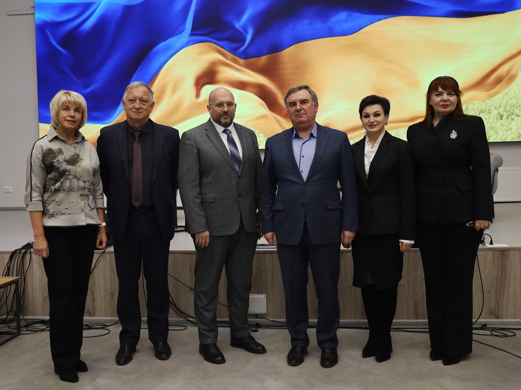 У Звягелі відбувся Форум якості освіти: від аналізу — до дії