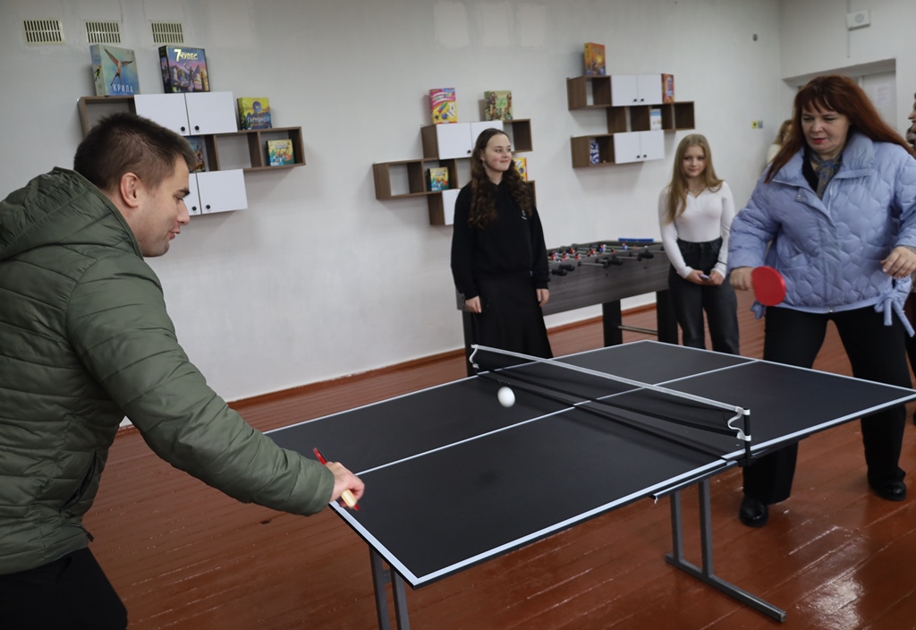 Учнівські ідеї в дії: депутати ознайомилися з результатами «Шкільного громадського бюджету – 2025»