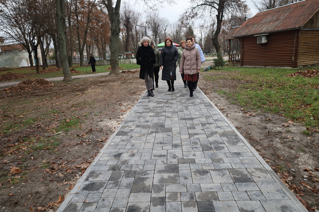 Учнівські ідеї в дії: депутати ознайомилися з результатами «Шкільного громадського бюджету – 2025»