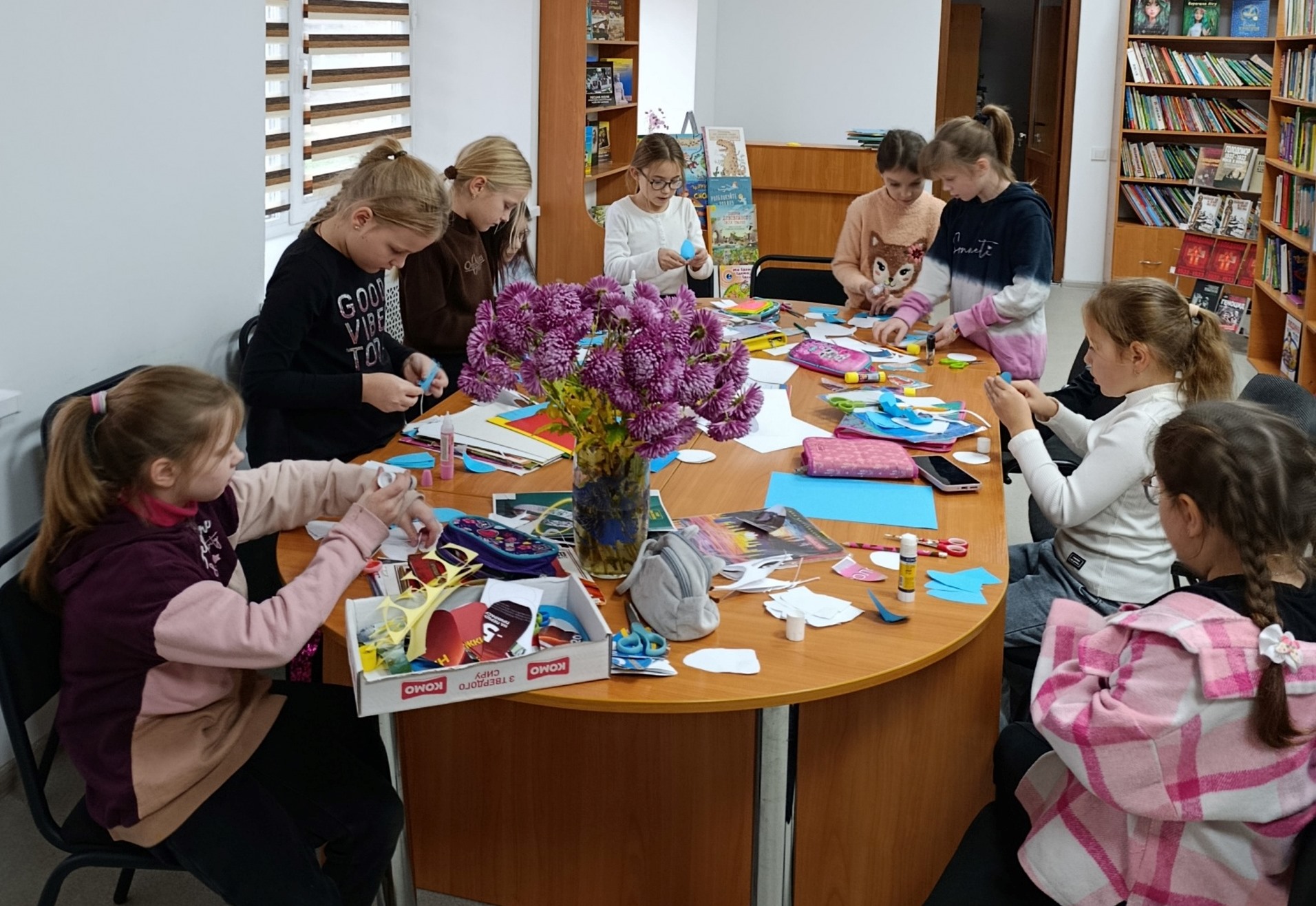 Вшанування пам’яті жертв Голодоморів у бібліопросторах громади