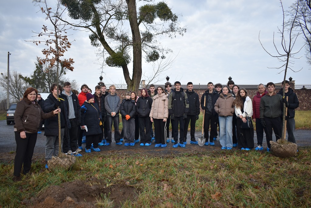 “Алея роздумів”: звягелянин втілив мрію п’ятирічної давнини