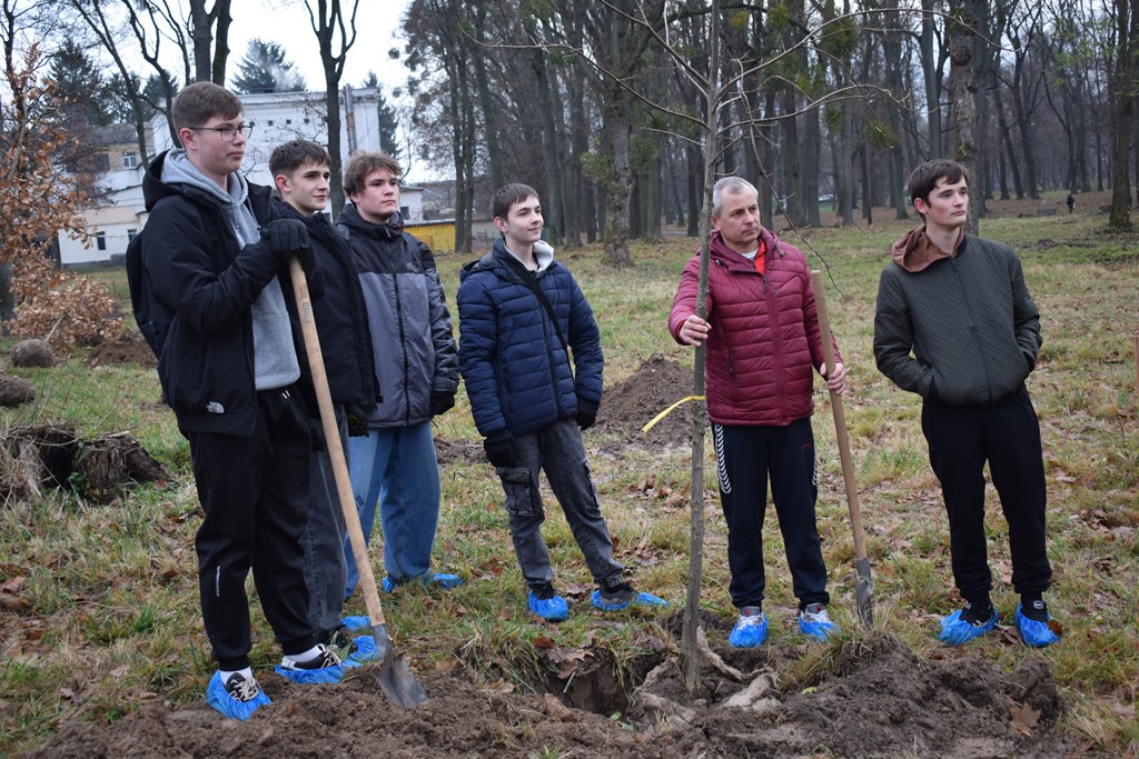 “Алея роздумів”: звягелянин втілив мрію п’ятирічної давнини