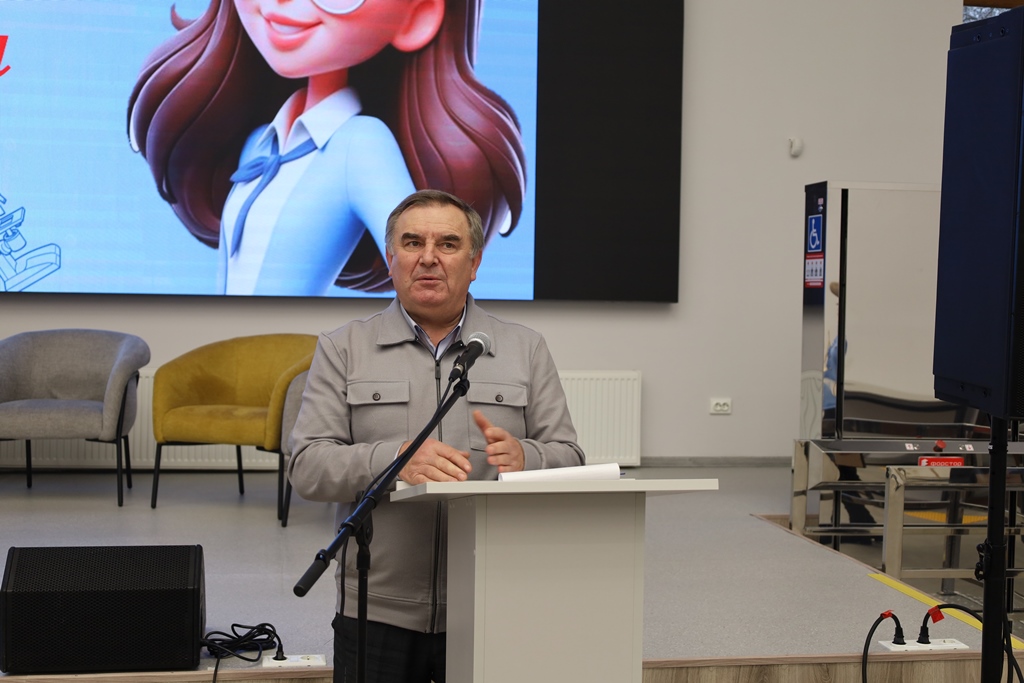 Майбутнє твориться тут і зараз: У Звягелі відзначили авторів кращих шкільних ідей та стипендіатів міського голови