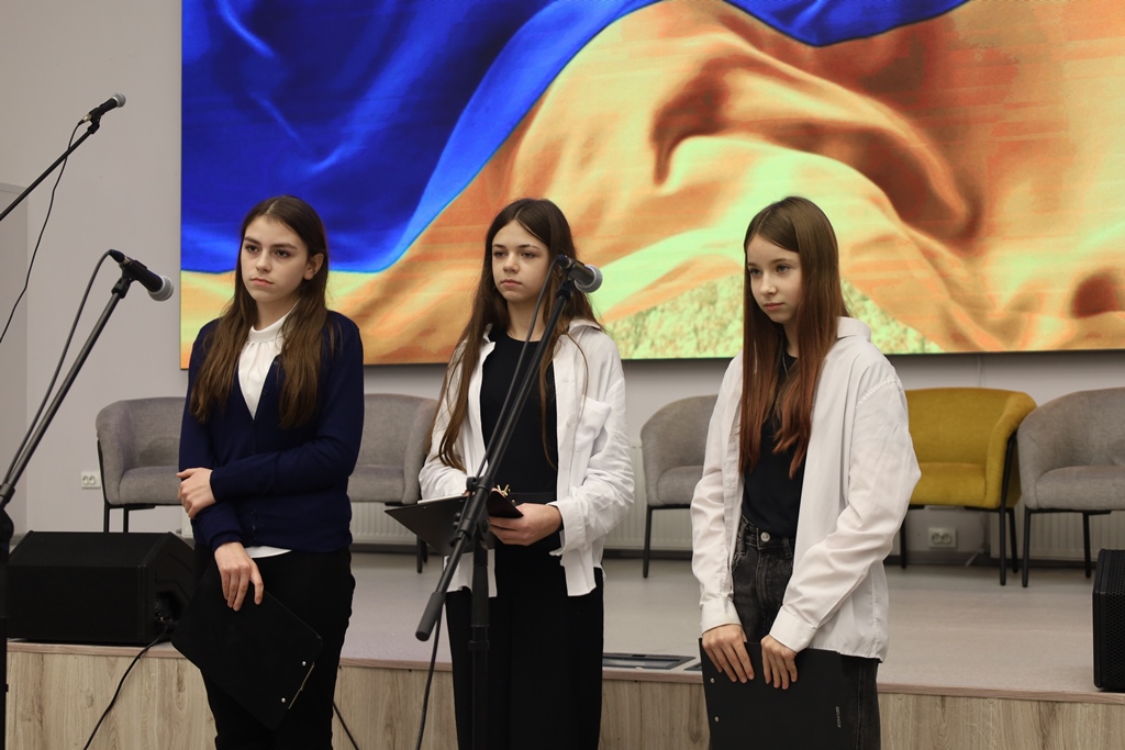 Майбутнє твориться тут і зараз: У Звягелі відзначили авторів кращих шкільних ідей та стипендіатів міського голови