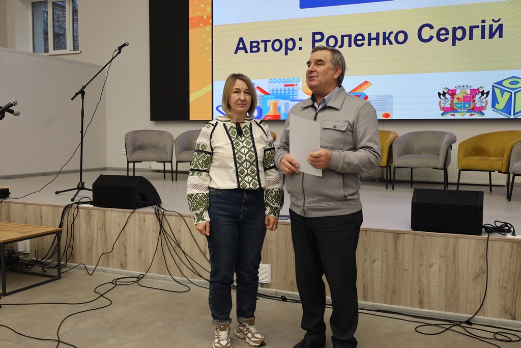 Майбутнє твориться тут і зараз: У Звягелі відзначили авторів кращих шкільних ідей та стипендіатів міського голови