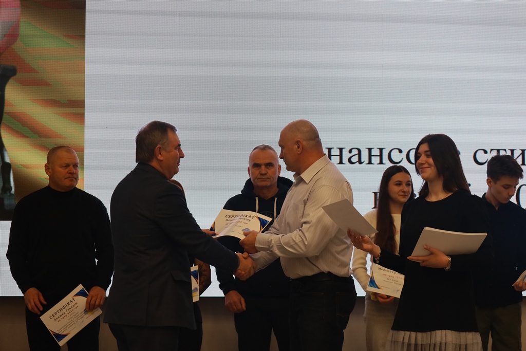 «Спортивний Олімп – 2025»: у Звягелі відзначили кращих спортсменів та тренерів року»