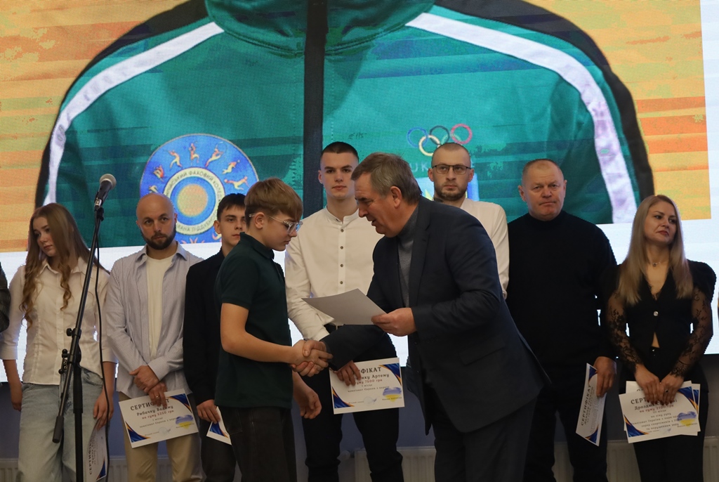 «Спортивний Олімп – 2025»: у Звягелі відзначили кращих спортсменів та тренерів року»
