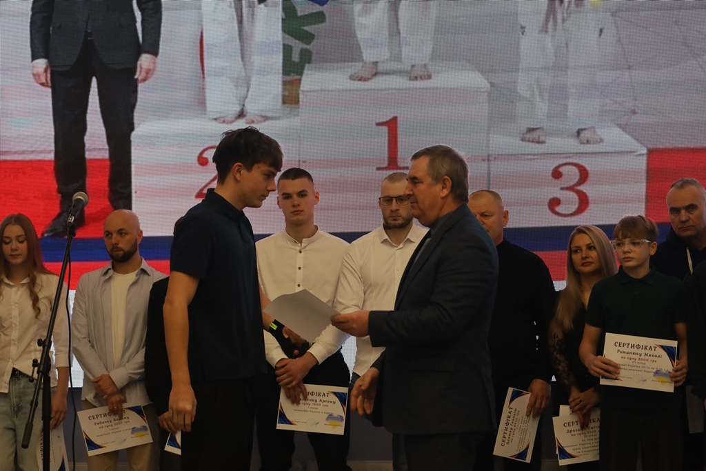 «Спортивний Олімп – 2025»: у Звягелі відзначили кращих спортсменів та тренерів року»