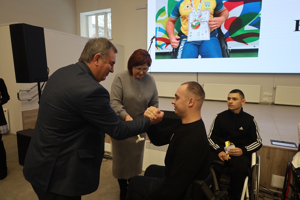 «Спортивний Олімп – 2025»: у Звягелі відзначили кращих спортсменів та тренерів року»