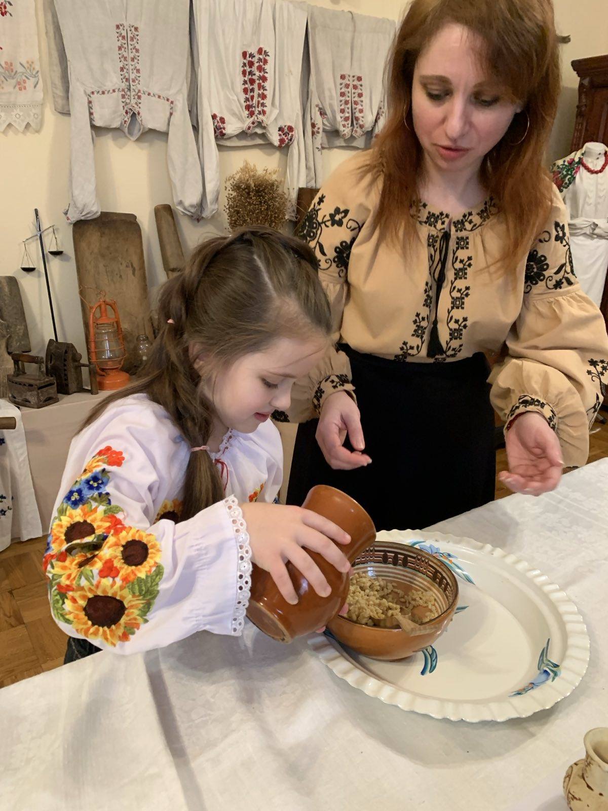 У музеї родини Косачів-Драгоманових тривають різдвяні майстер-класи «Різдво як у Косачів»