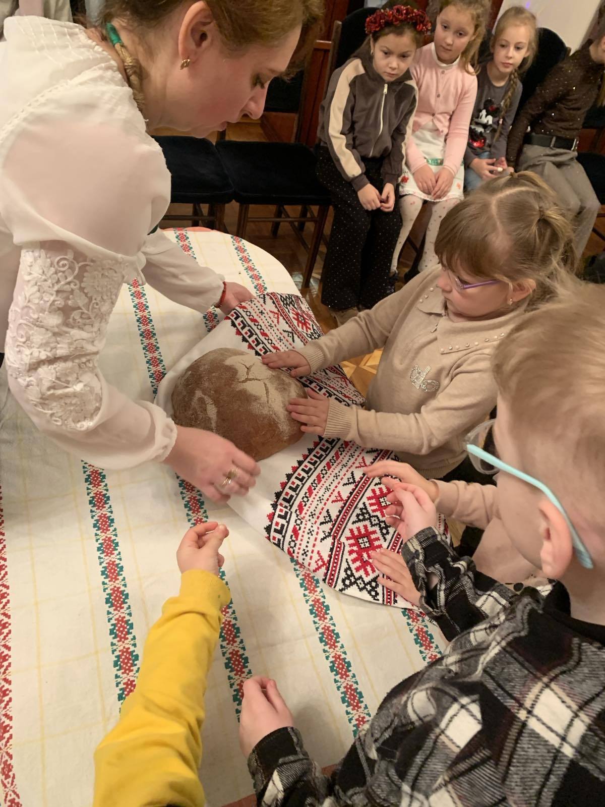 У музеї родини Косачів-Драгоманових тривають різдвяні майстер-класи «Різдво як у Косачів»