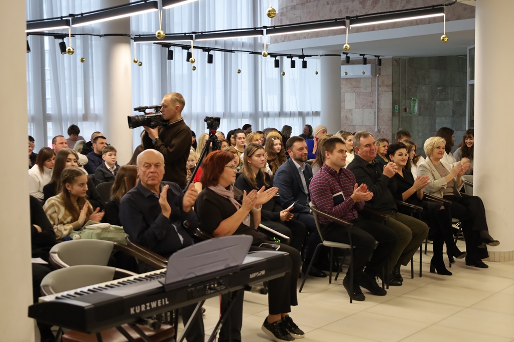 Урочисте відзначення юних митців Звягельської громади