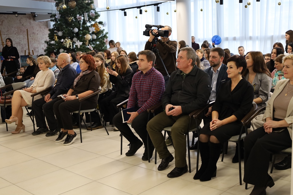 Урочисте відзначення юних митців Звягельської громади